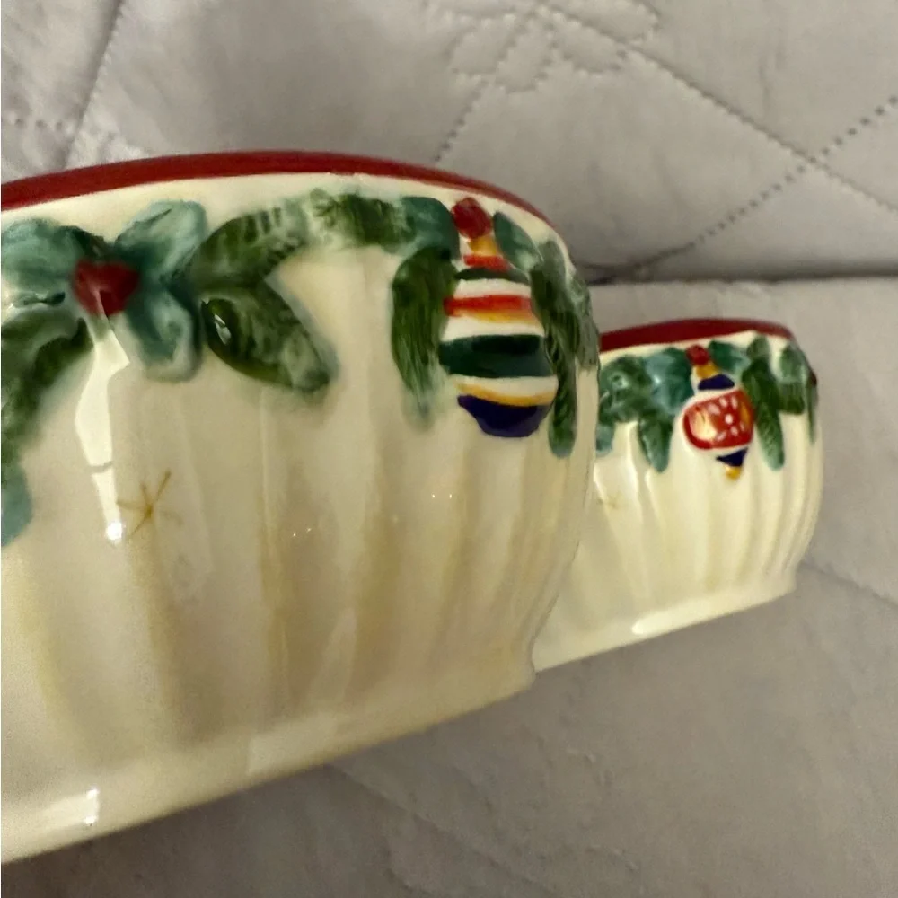 Pfaltzgraff Holiday Garland Triple Section Server